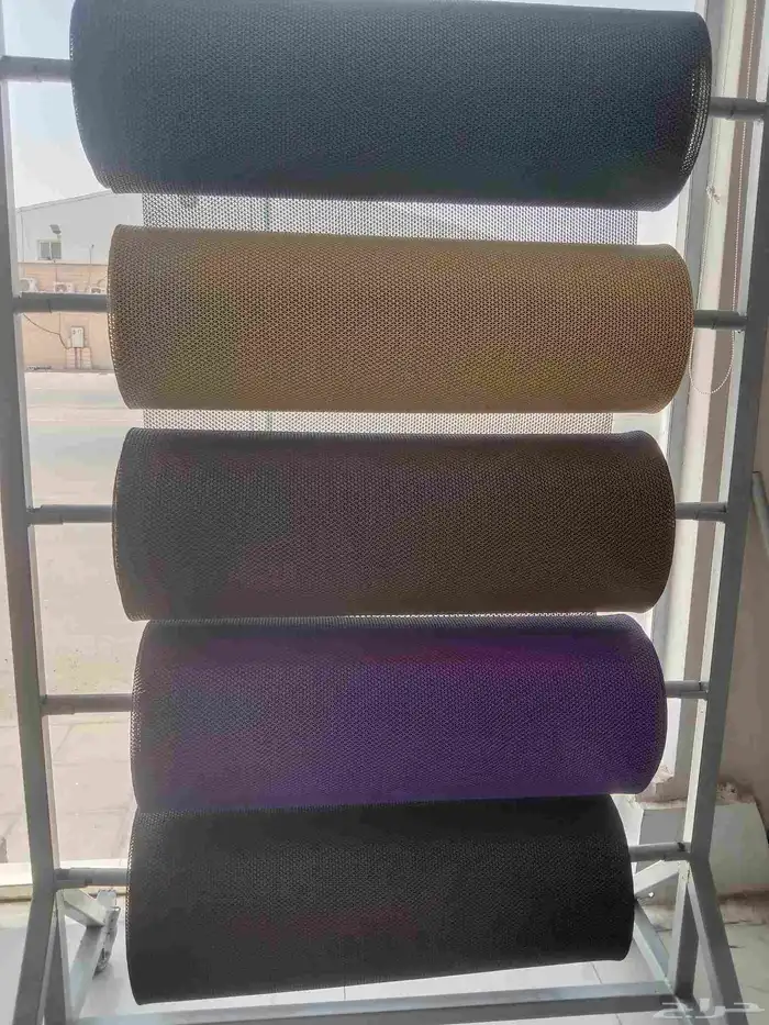 لدينا جميع انواع الموكيت التركى والوطني والصينى ويوجد لدينا 8