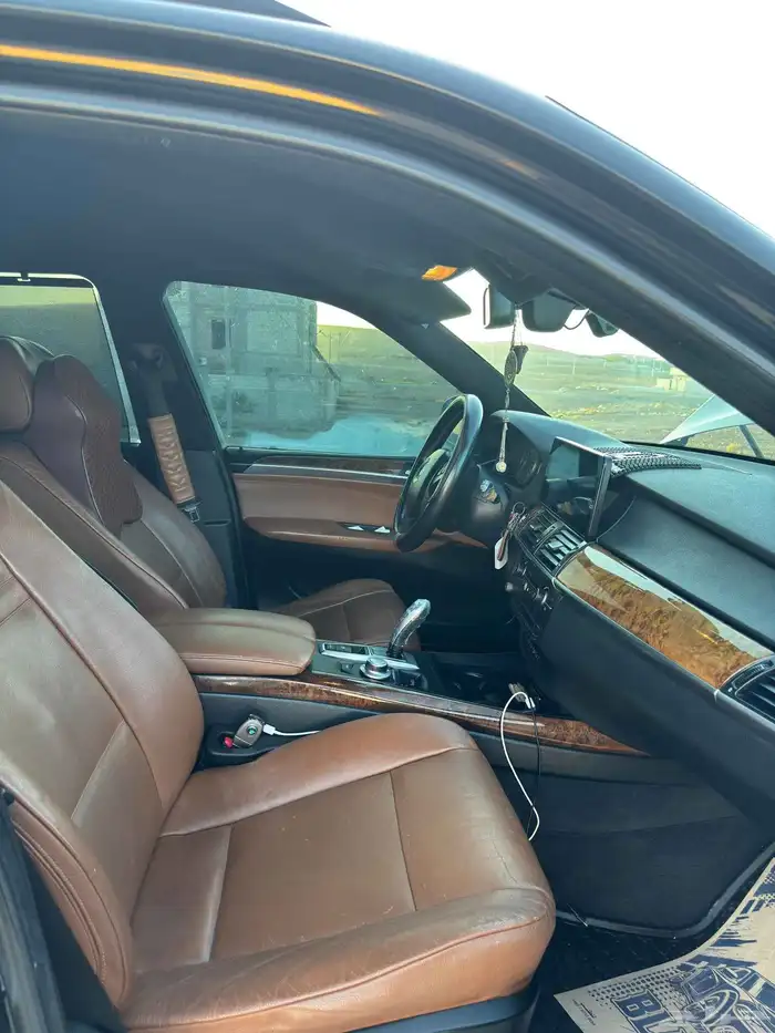 بي ام X5 2009 4