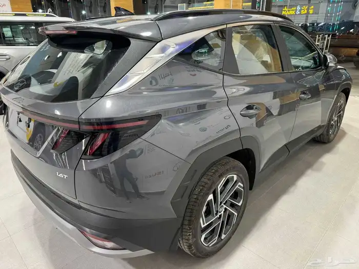 هيونداي توسان كمفورت 1600 سي سي 2025 جميع الألوان 5