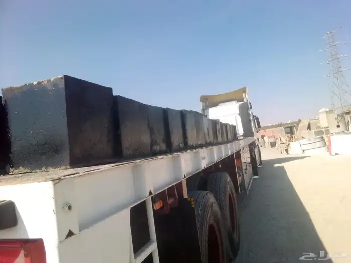 جميع انواع حواجز الخرسانيه الموقع خميس مشيط 1