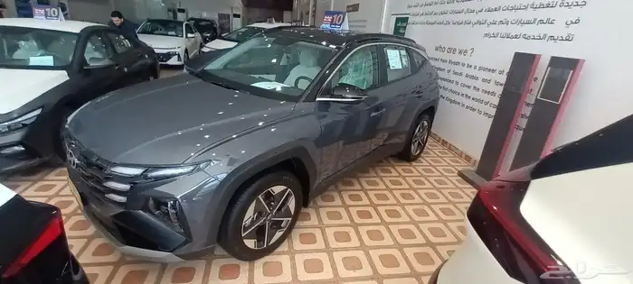 هيونداي توسان سمارت 1600 سقف أسود وسقف عادي 2025 1