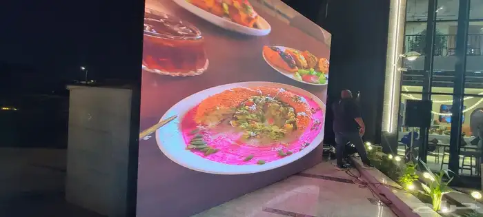 شاشات فلكس بل مرنه ومسطحة p1.9 .p2.6 داخلية وخارجية 4