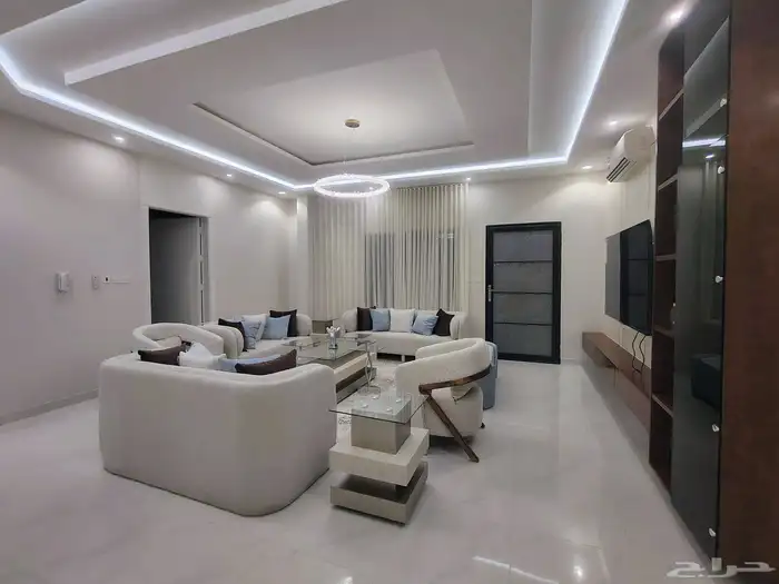 فيلا راقيه للبيع زاوية بالمهديه مساحه 276 متر السعرمليون 800 6