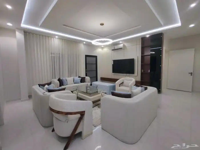 فيلا راقيه للبيع زاوية بالمهديه مساحه 276 متر السعرمليون 800 5