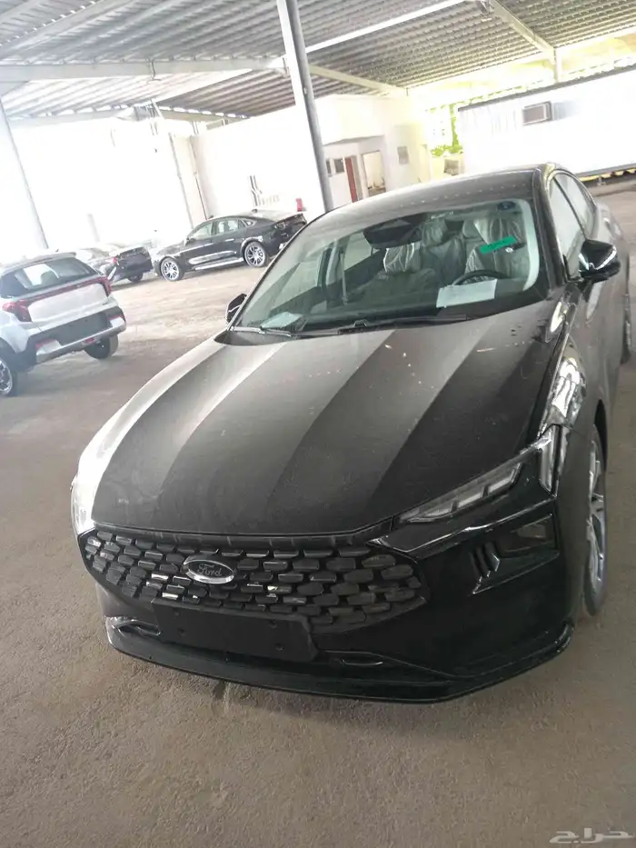 فورد تورس تيتانيوم موديل 2026 الوان مختلفه 2