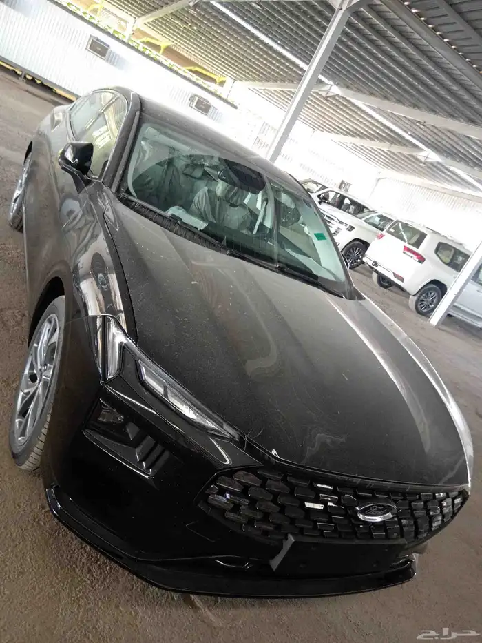 فورد تورس تيتانيوم موديل 2026 الوان مختلفه 12