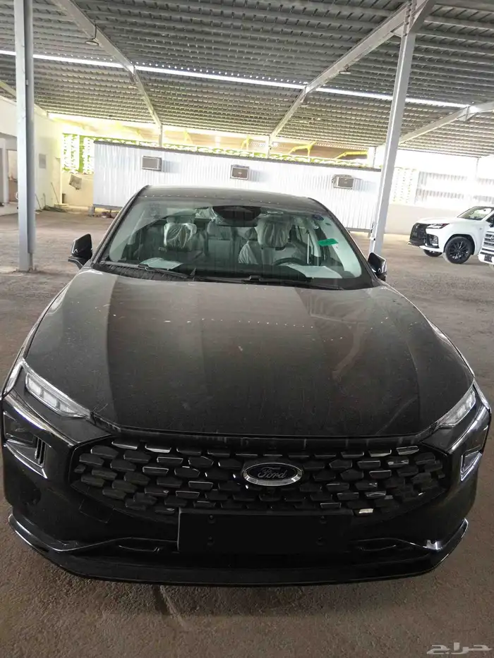 فورد تورس تيتانيوم موديل 2026 الوان مختلفه 11