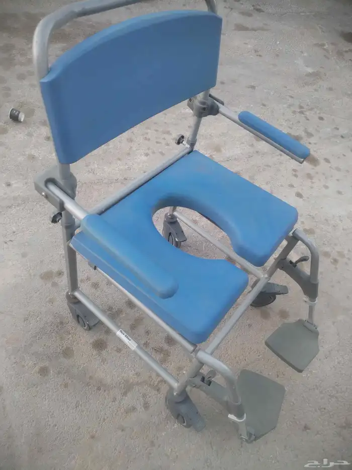 للبيع كرسي متحرك لذوي الاحتياجات الخاصة خاص للحمام 3