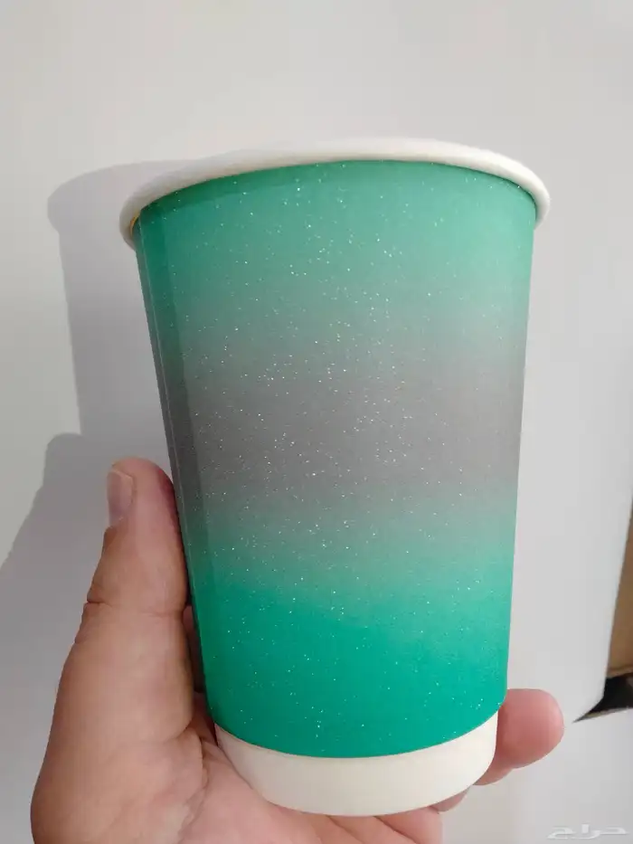 أكواب مخمل لامع 0