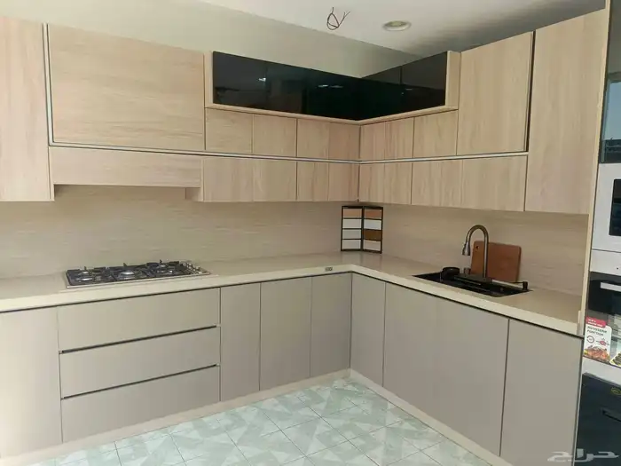 فني مطابخ الالمنيوم فك وتركيب صيانة عامه 1