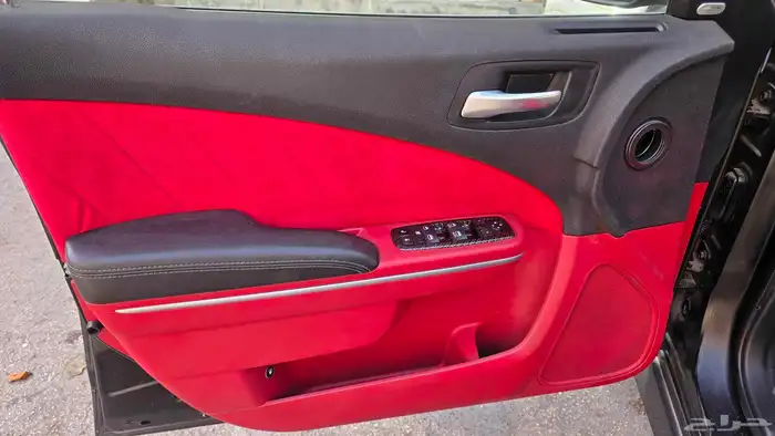 وش وتخشيب وتغطيس وتغيير داخليه جميع السيارات 2