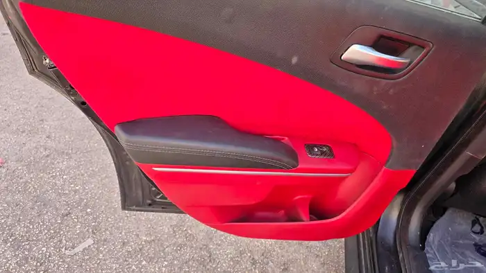 وش وتخشيب وتغطيس وتغيير داخليه جميع السيارات 0