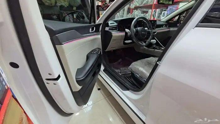 ليد داخلي كيا 5 23 4