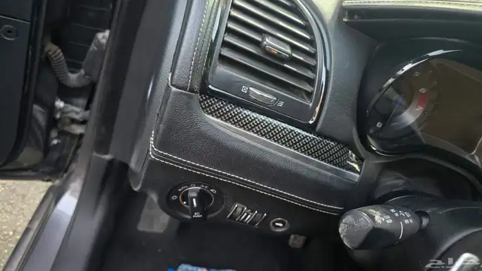 وش وتخشيب وتغطيس وتغيير داخليه جميع السيارات 5