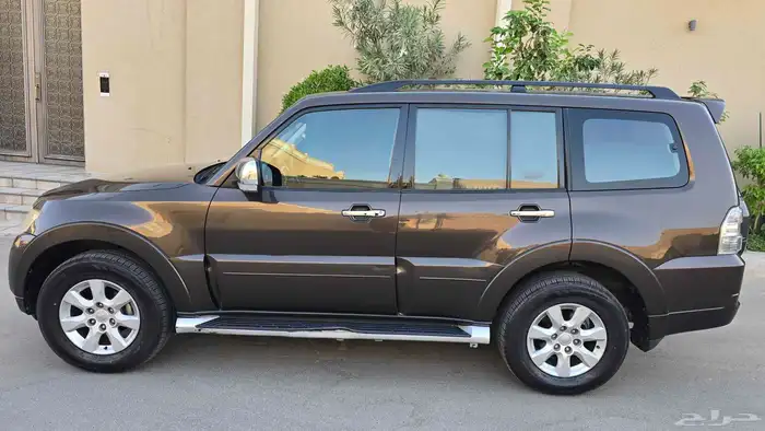 ميتسوبيشي باجيرو فل نظيف جدا  2018 23