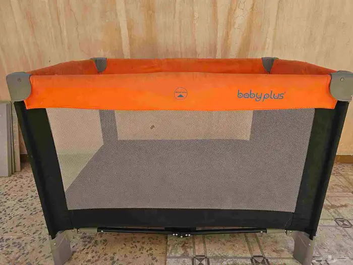 سرير اطفال حاله ممتازه 50 ريال 0