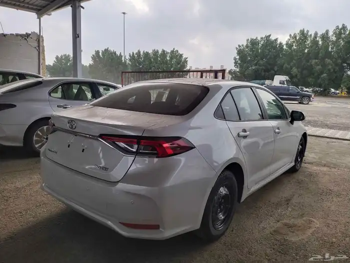 تويوتا كورولا موديل 2025 ستاندر محرك 2000 6