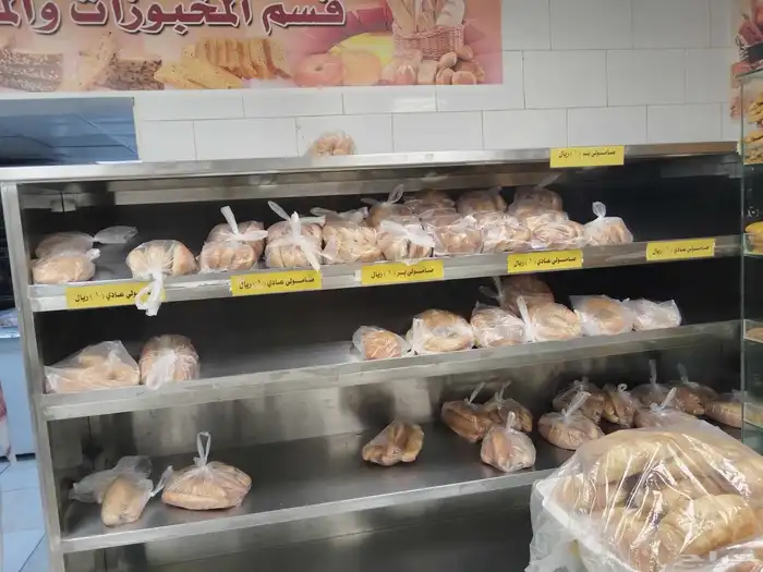 استاند واغراض للبيع 3