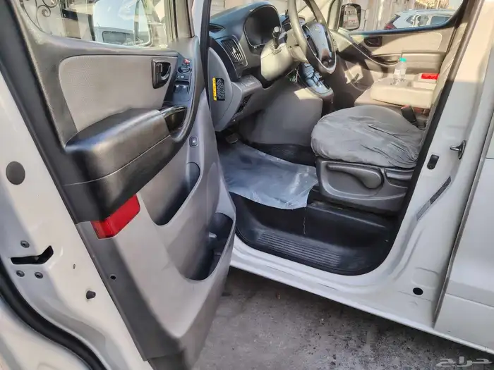 فان باص هونداي ديزل H1 2016 11