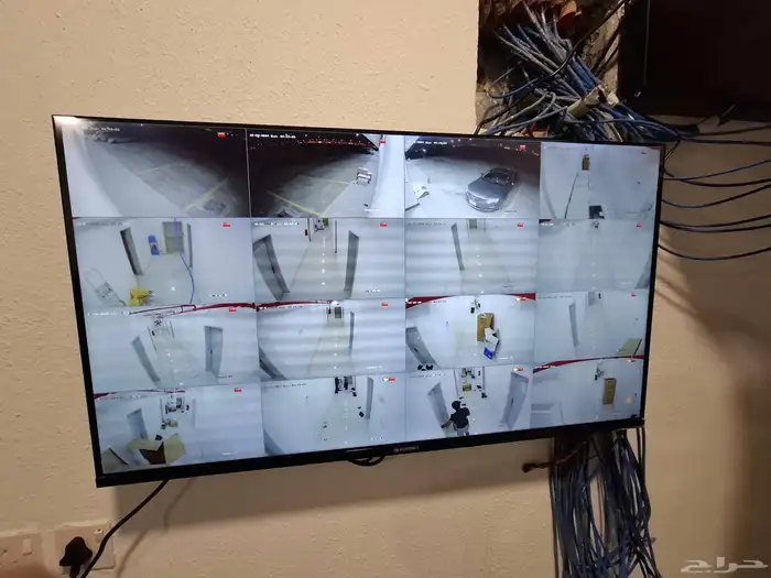 كاميرات مراقبه 4