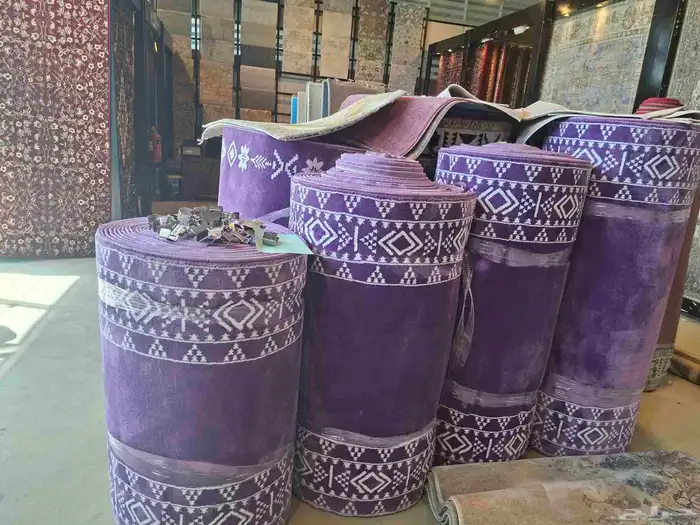 لدينا جميع انواع الموكيت التركى والوطني والصينى ويوجد لدينا 2