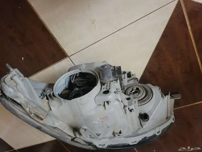 قطع غيار سيارات لاندكروزر و لكزس و باترول 17