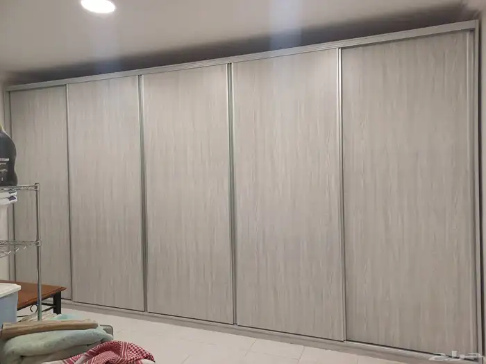 تفصيل الخزائن والدواليب حسب الطلب والتصميم بالرياض 5