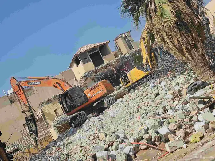 هدم المباني مقابل المحتويات مجانا هدم كافة المباني بانواعها 1