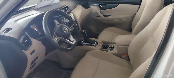 نيسان إكس تريل الموديل 2022 25