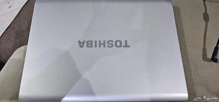 لاب توب توشيبا 9