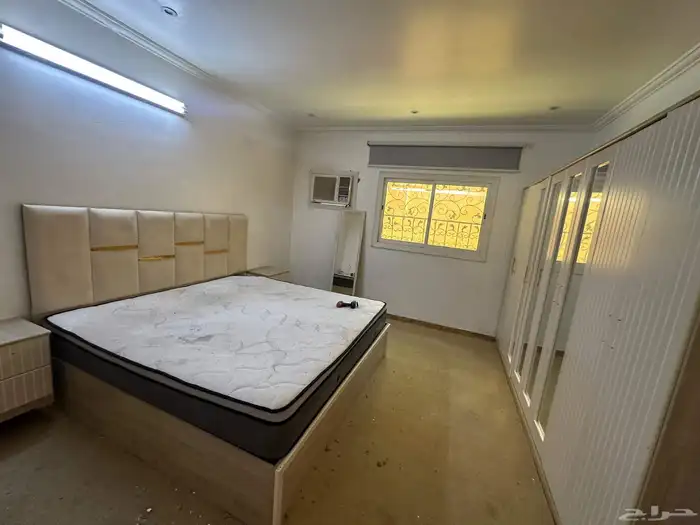 غرفة نوم شبه الجديد نضيفة مرة مع المرتبة السعر وتساب 2