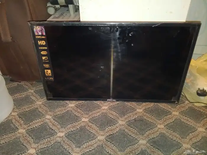 شاشه عادي 32 شبه جديد ومرتب نفر ونص وغسالة حوضين 8 كيلوا توش 0