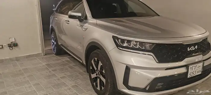 كيا سرنتو 4 سلندر.. موديل 2022 1