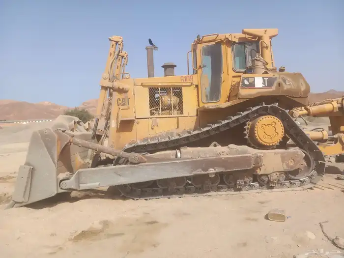 سائق معدات ثقيلة يبحث عن عمل 1