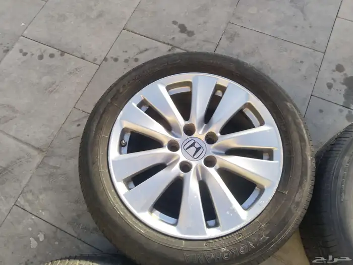 جنوط اكورد اسبيشل مقاس17 أصلي وكاله موديل 2013 2012 2011تركب 8