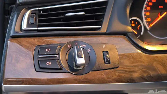 بي ام دبليو LI740فل كامل موديل 2009 11