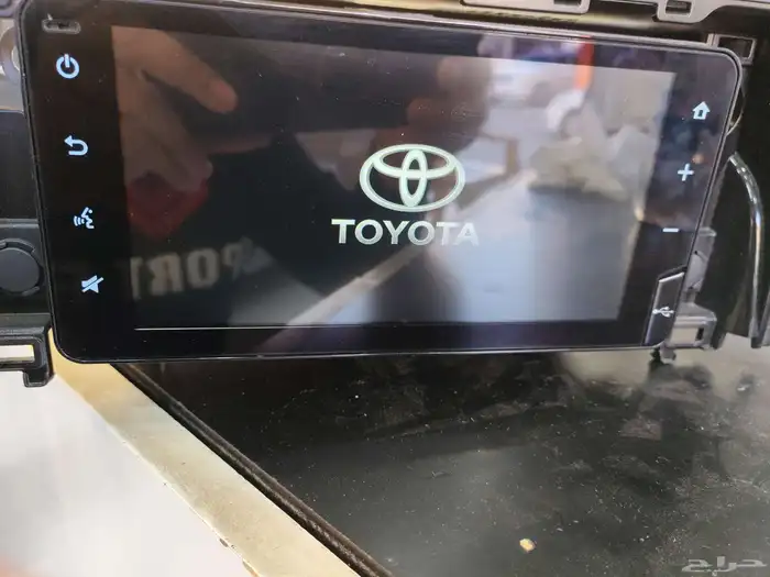 شاشه تيوتا كامري وكاله 2023 4