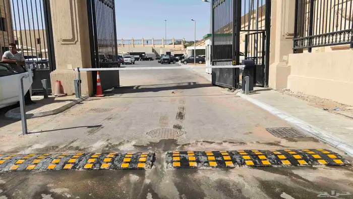 بوابة مواقف سيارات في الرياض بوابة مواقف سيارات أوتوماتيكية 1