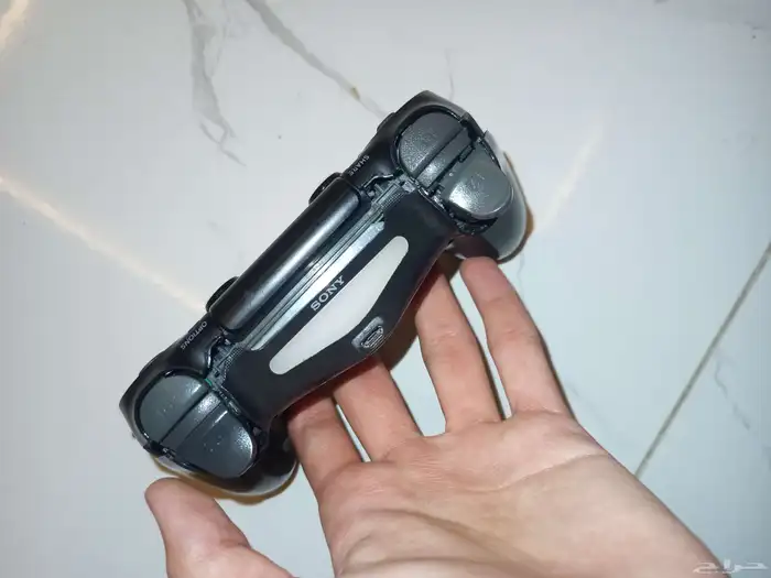 يد سوني فور اصلية 2