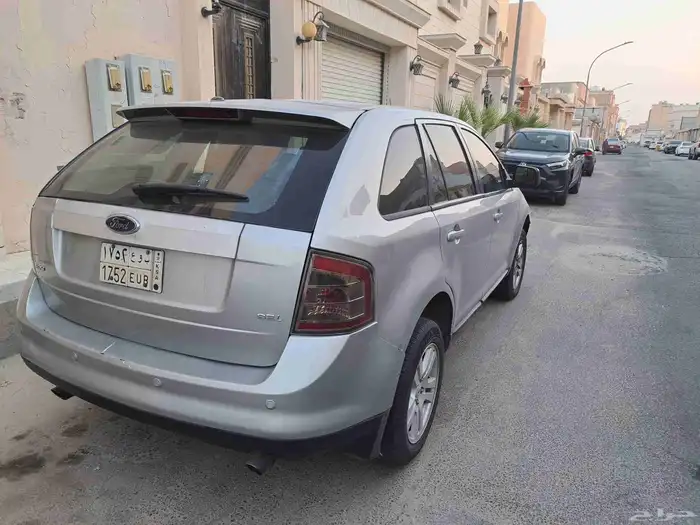 للبيع اوالبدل المناسب فورد ايدج موديل 2007 20