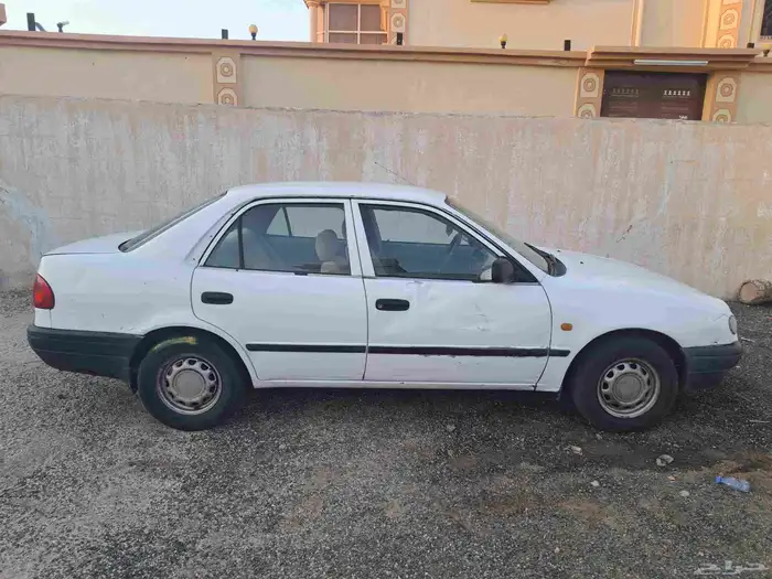 سياره تويوتا كورولا 3