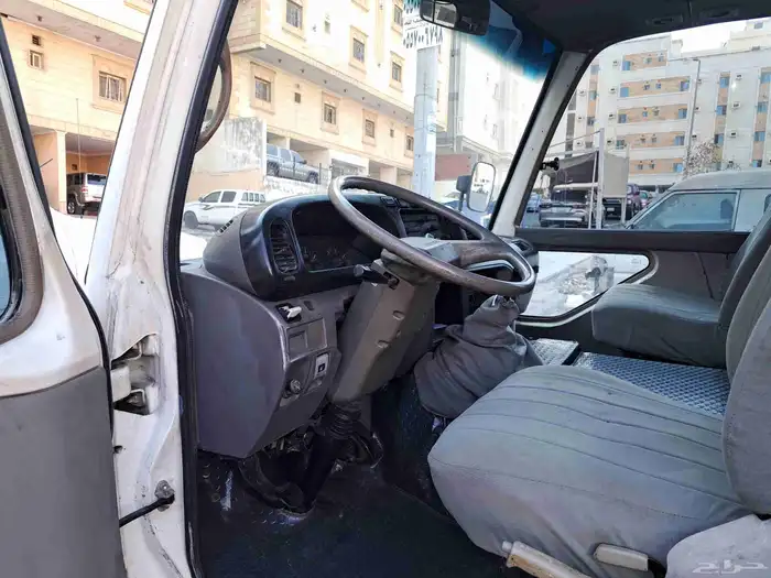 باص كوستر 2009 ديزل 30 راكب نظيف 4