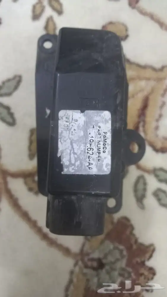 قطع غيار فورد فكتوريا وماركيز 2011 5