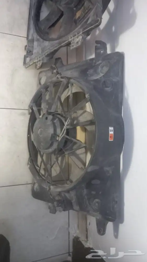 قطع غيار فورد فكتوريا وماركيز 2011 3