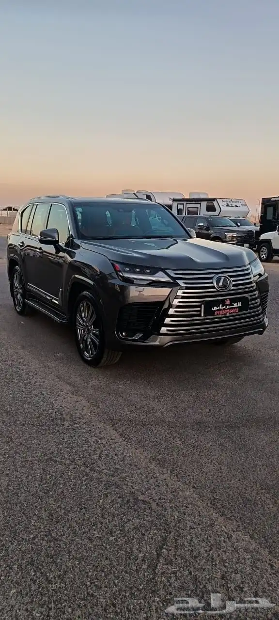 لكزس LX600 فى اى بى موديل 2022عداد 106الف 3