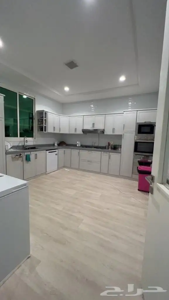 شقة علوية دورين للبيع في طويق 11