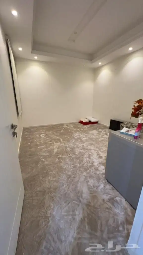 شقة علوية دورين للبيع في طويق 9