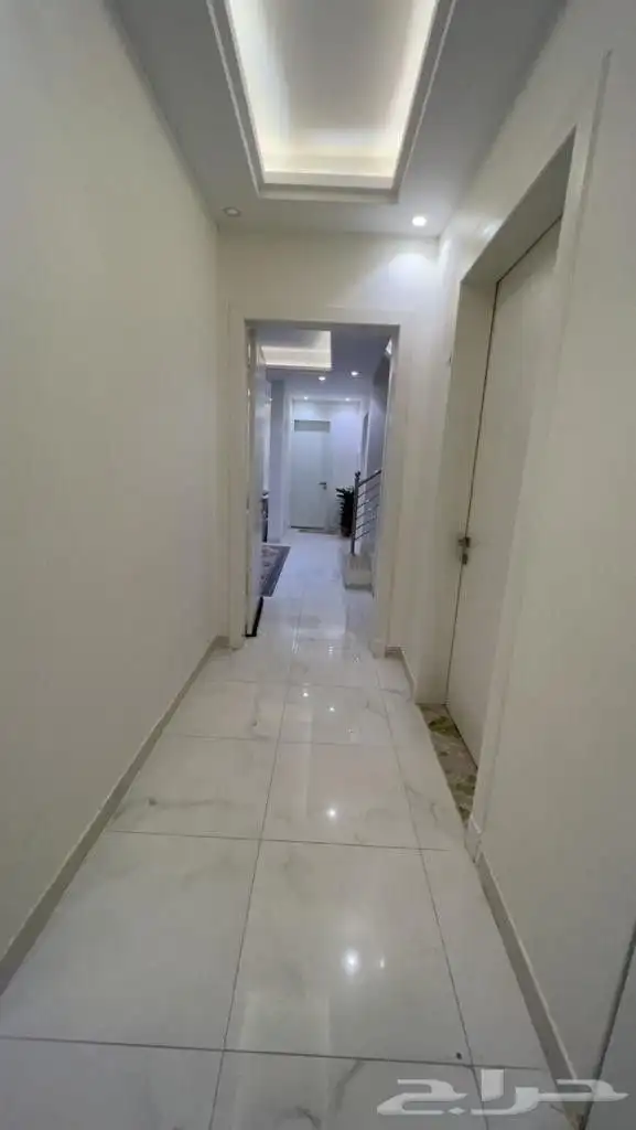 شقة علوية دورين للبيع في طويق 10