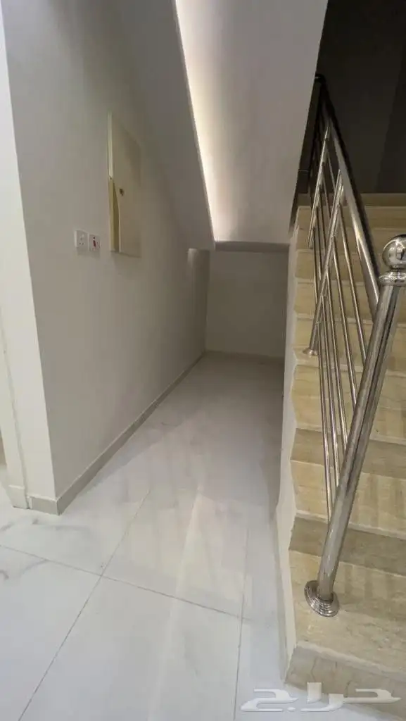 شقة علوية دورين للبيع في طويق 12