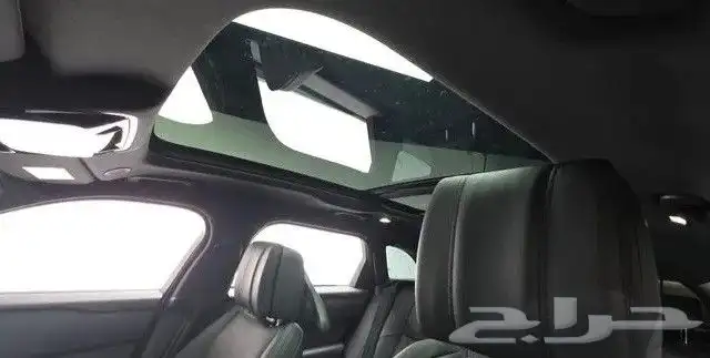 رينج روفر فيلار 16